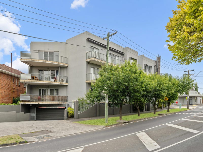 10/4250 Napier Crescent, Essendon, Vic 3040 Property Details