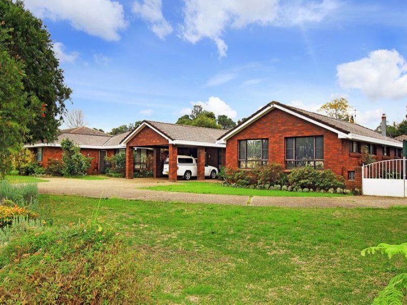 69 Cambewarra Road, Bomaderry, NSW 2541 Property Details