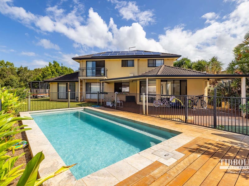 4 Habitat Drive, Redland Bay, QLD 4165