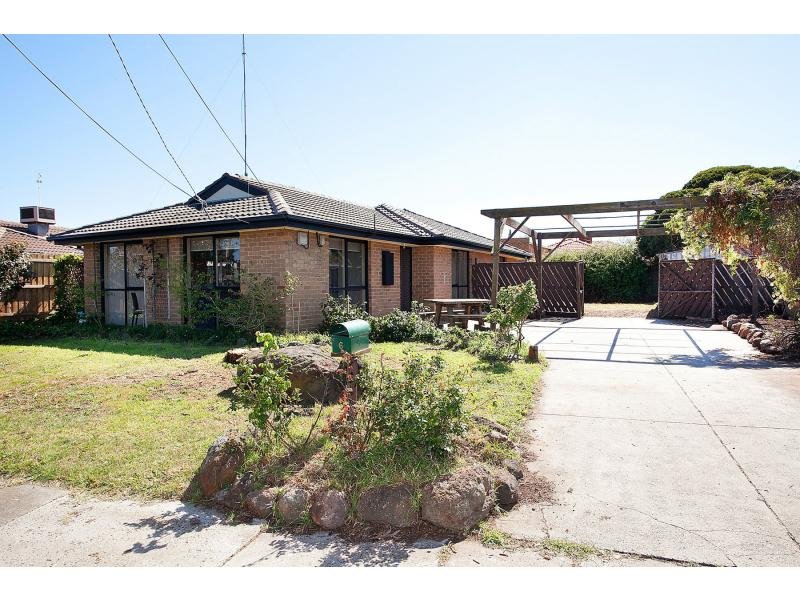 6 Harlow Court, Deer Park, VIC 3023