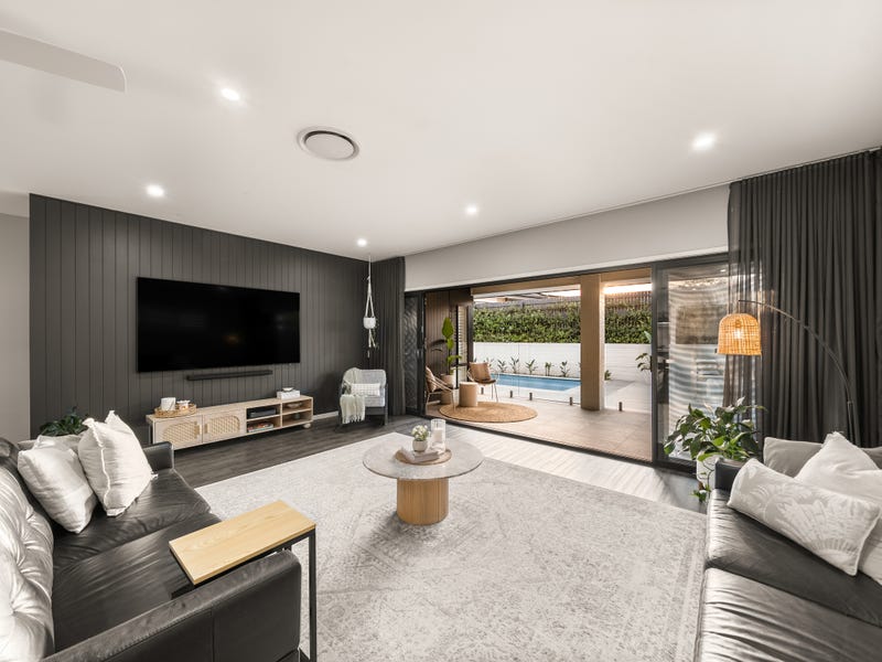 Houses for Sale in Woody Point, QLD 4019 (+1 location) Pg. 9