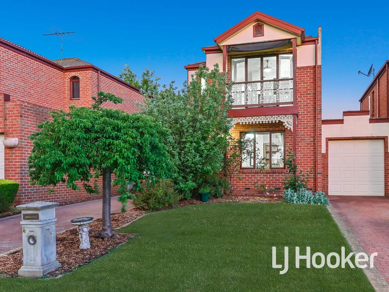 4 Zena Place, Berwick, Vic 3806 Property Details