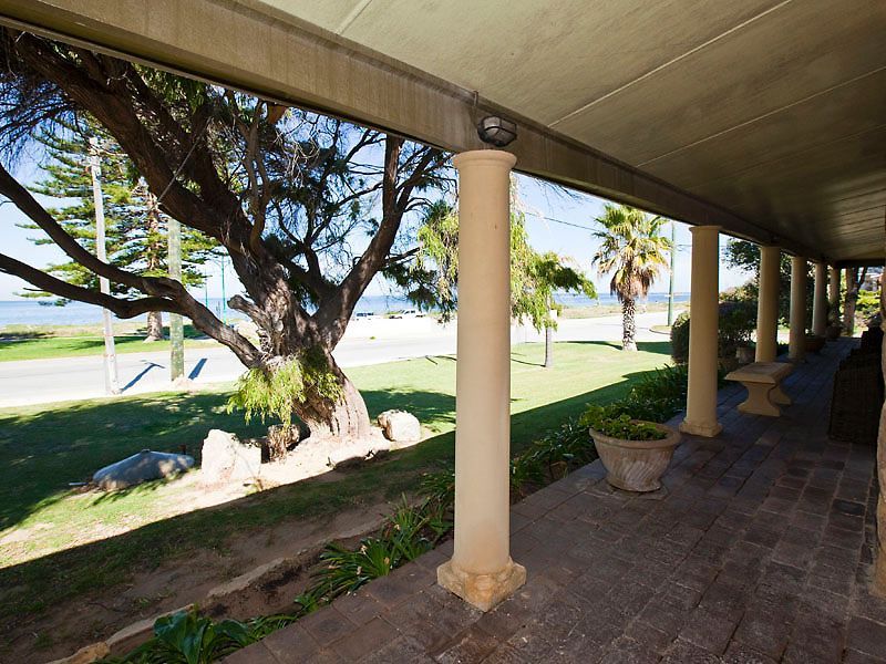 196 Arcadia Drive, Shoalwater, WA 6169 Property Details