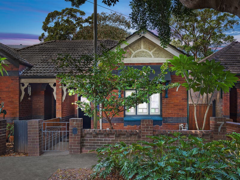 7 Warburton Street, Marrickville, NSW 2204 Property Details