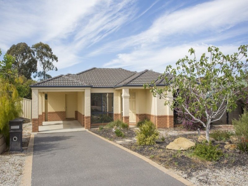 57 Daniel Drive, Golden Square, Vic 3555