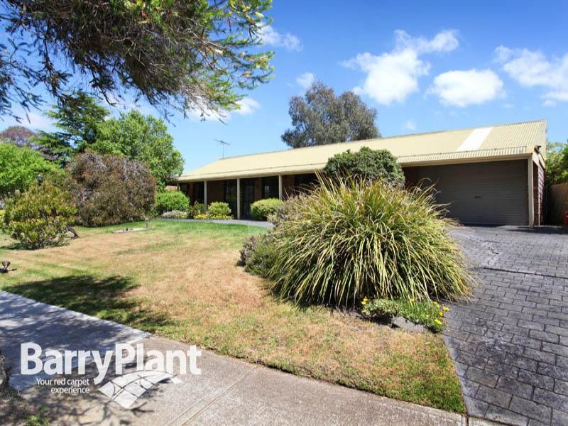 32 Turnberry Drive, Sunbury, VIC 3429