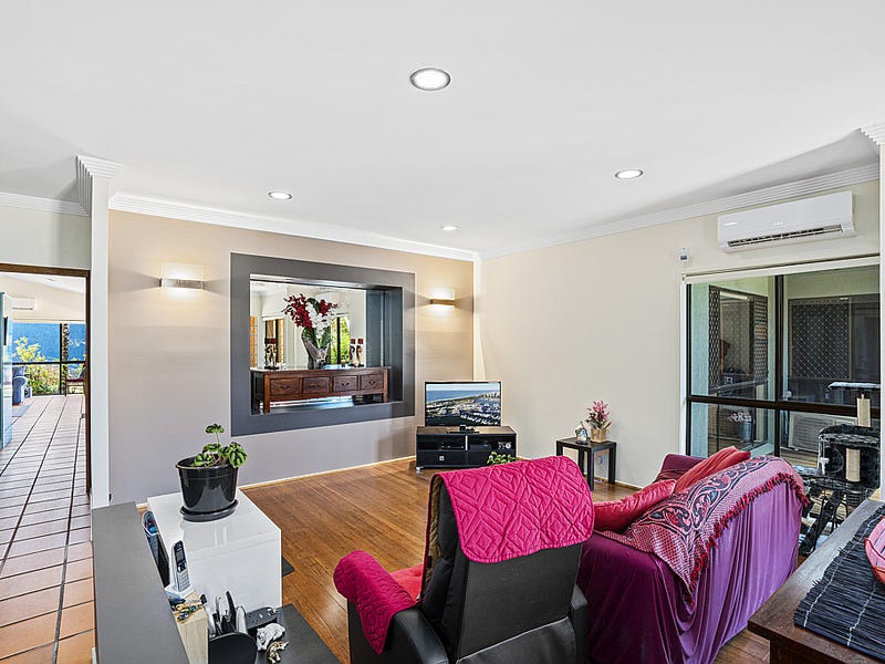 18 Pearson Close, Arundel, Qld 4214 Property Details