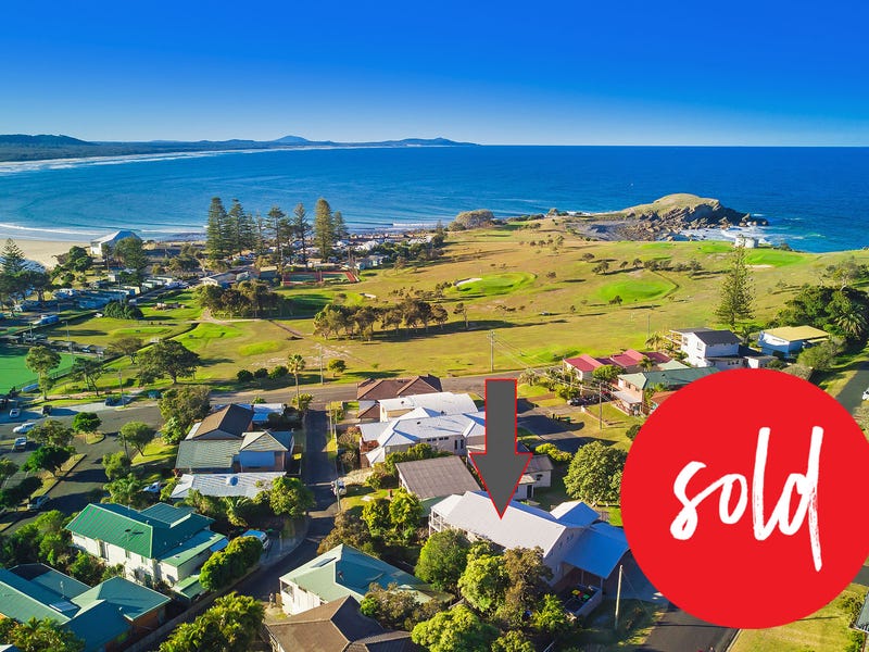 1 Stewart Street, Crescent Head, NSW 2440