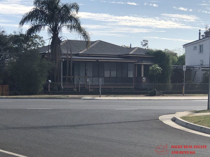 86 Drayton Street, Dalby, QLD 4405