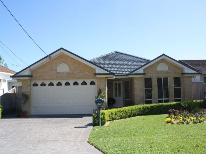 16 Burns Road, Picnic Point, NSW 2213