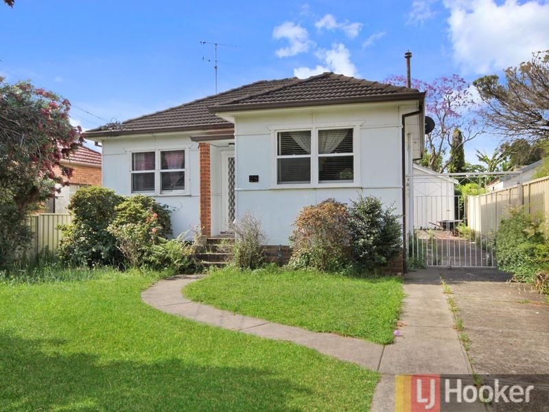 28 William Road, Riverwood, NSW 2210 Property Details
