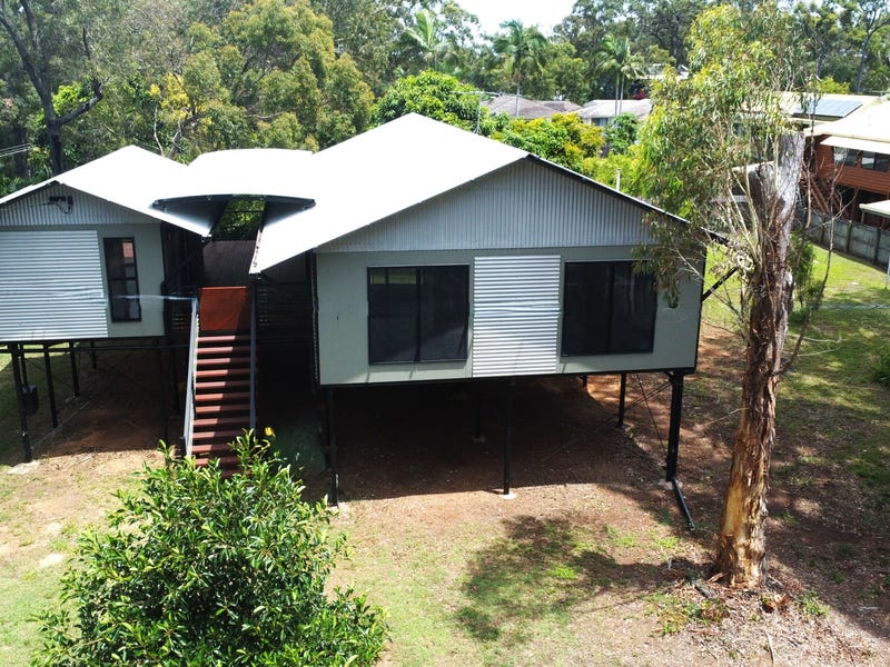 4 Ray St, Macleay Island, Qld 4184 House for Sale