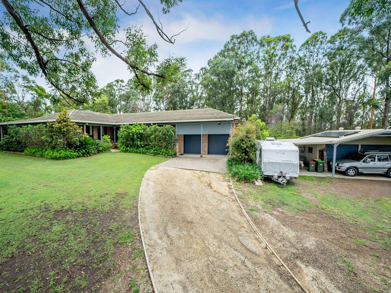 33 Kiwarrak Drive, Rainbow Flat, NSW 2430