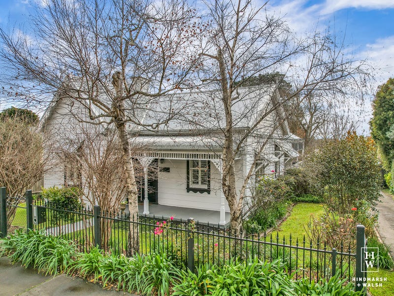 11 Elizabeth Street, Moss Vale, NSW 2577