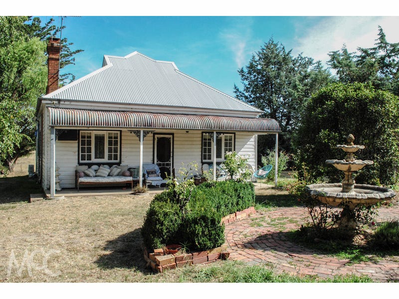 1074 Huntley Road, Huntley, NSW 2800 Property Details