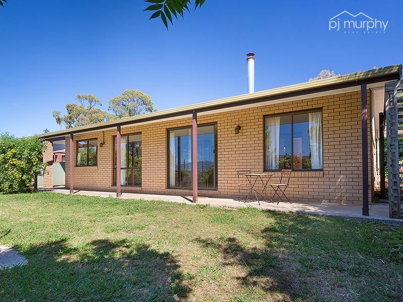 27 Isaacs Avenue, Yackandandah, Vic 3749 Property Details