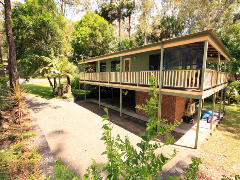 111 Amaroo Drive, Smiths Lake, NSW 2428