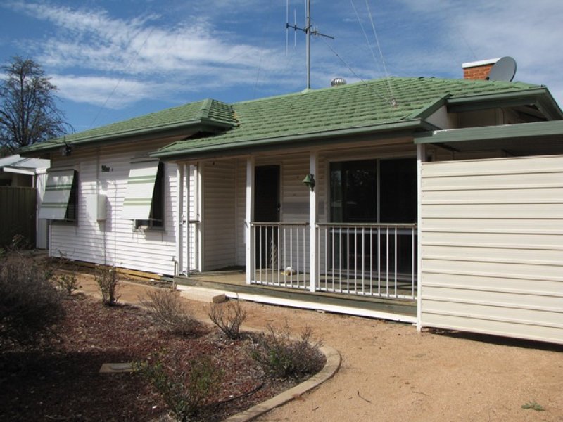 3 Coombe St, Berri, SA 5343 Property Details