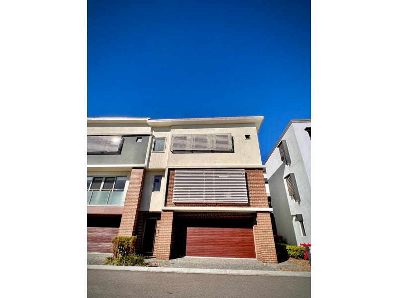 18/55 Francis Avenue, Rochedale, Qld 4123 Property Details