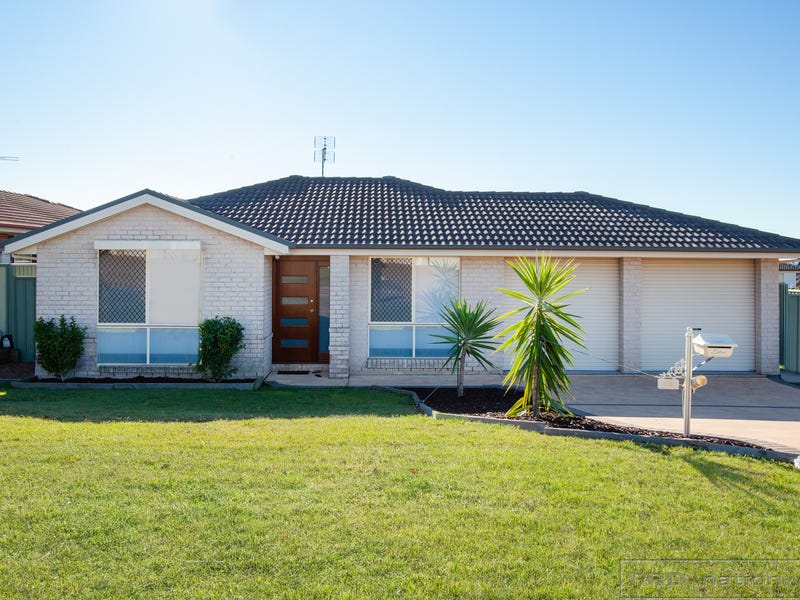 16 Somerset Drive, Thornton, NSW 2322 Property Details