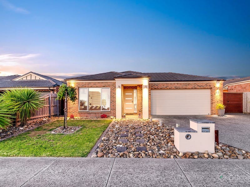 45 Dunferline Cres, Cranbourne, VIC 3977