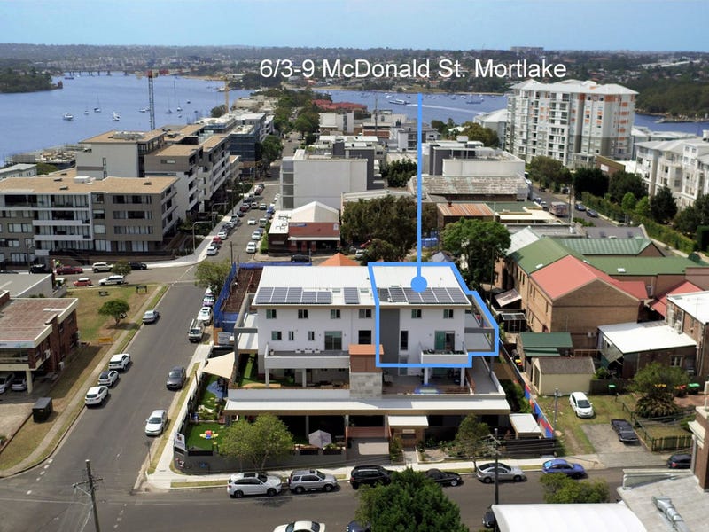 Stunning Modern Penthouse Apartment Aesthetic image