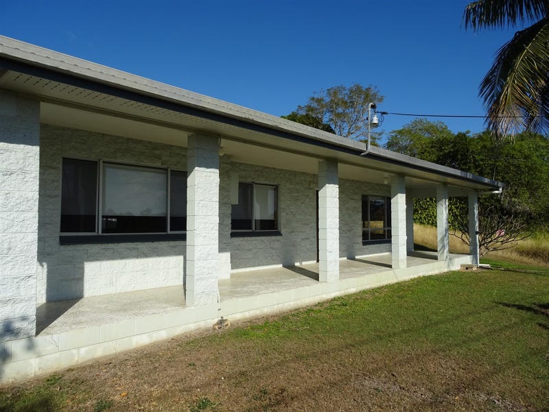 2 Sunset Drive, Sarina Beach, QLD 4737