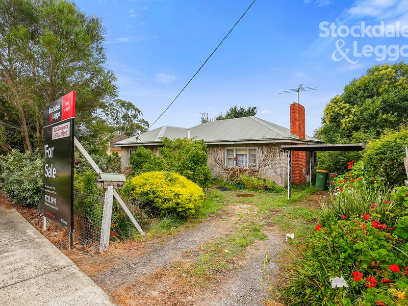 4 Gardiner Street, Lilydale, Vic 3140 Property Details