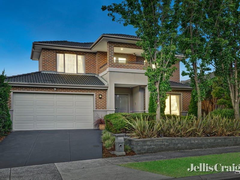 29 Valley Park Drive, Mooroolbark, Vic 3138 House for Sale