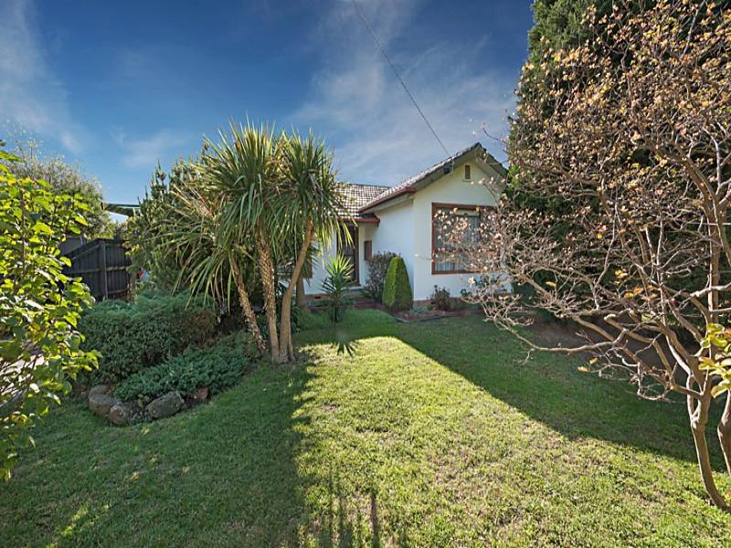 30 Cuthbert Road, Reservoir, VIC 3073