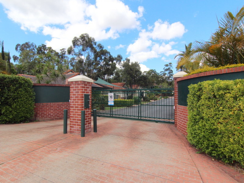 1 Freda Street, Ashmore, Qld 4214 Property Details