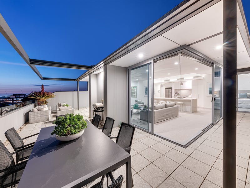 Curated visual reference: Private Penthouse Apartment With 24 Hour Secure Access Reference: 402 160 Sailors Bay Road Northbridge Nsw 2063