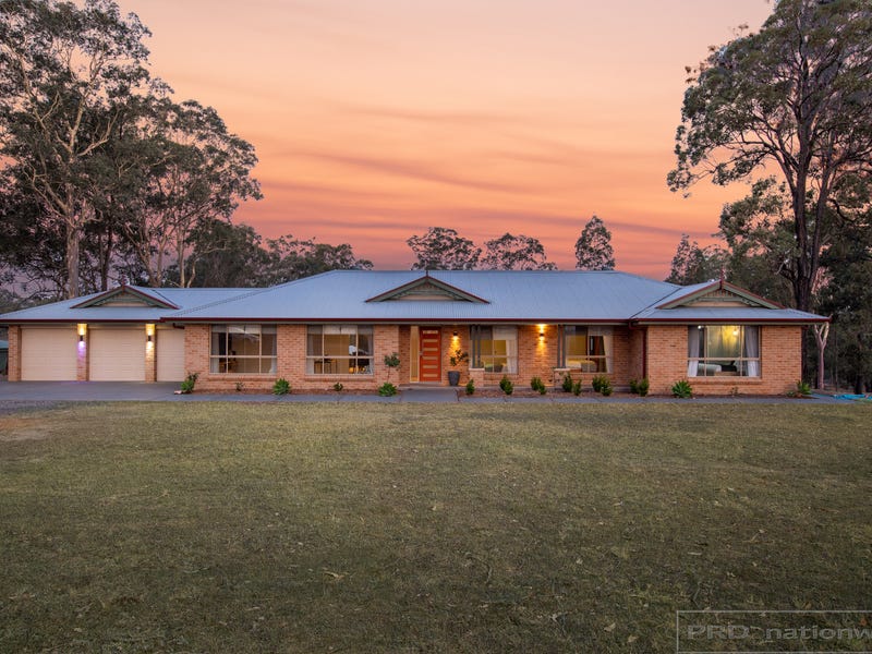 10 Sutton Grove, Branxton, NSW 2335
