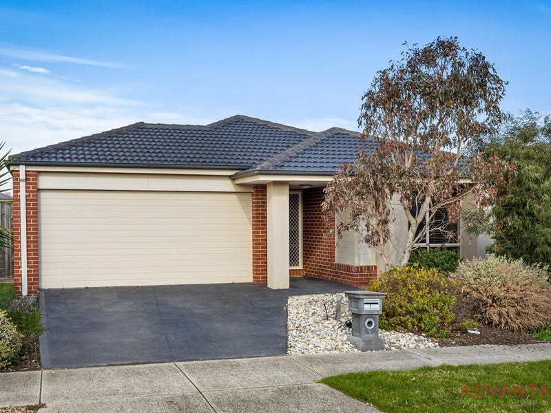 7 Pier Way, Point Cook, VIC 3030 - realestate.com.au