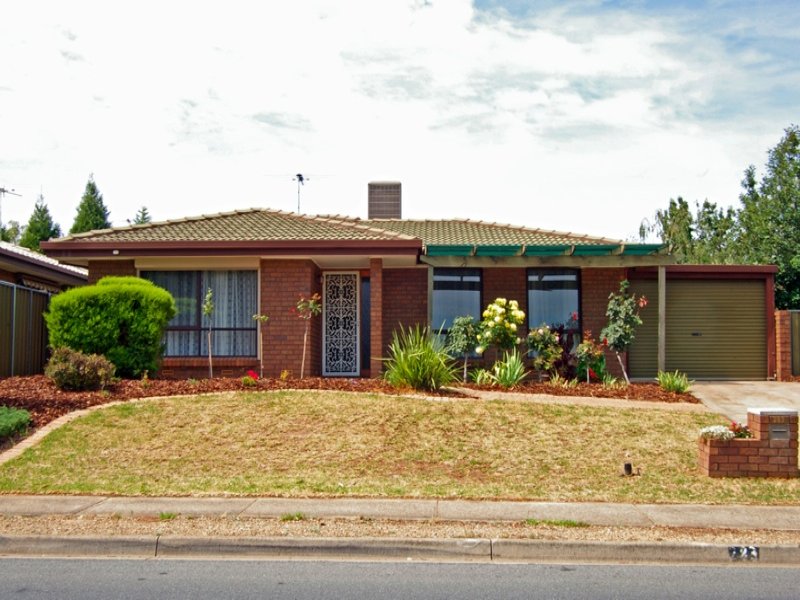 283 Grenfell Road, Redwood Park, SA 5097