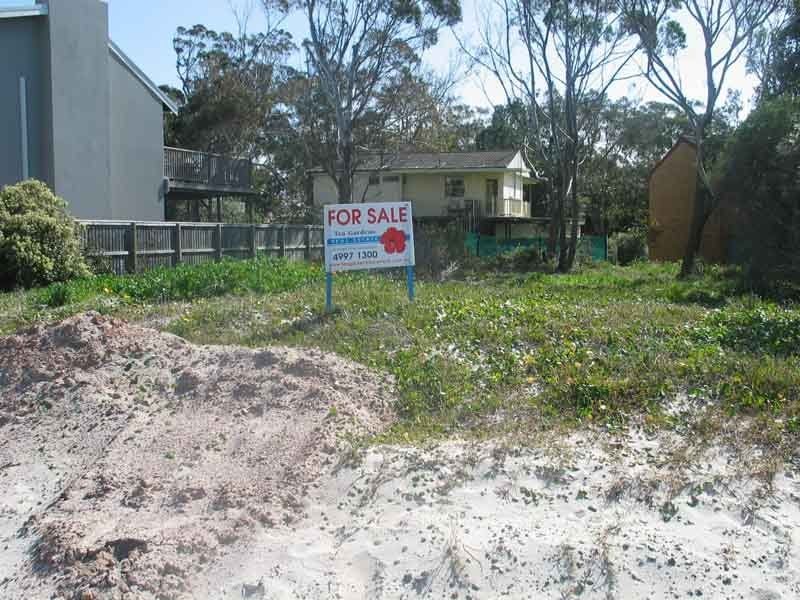 49 The Boulevarde, Hawks Nest, NSW 2324