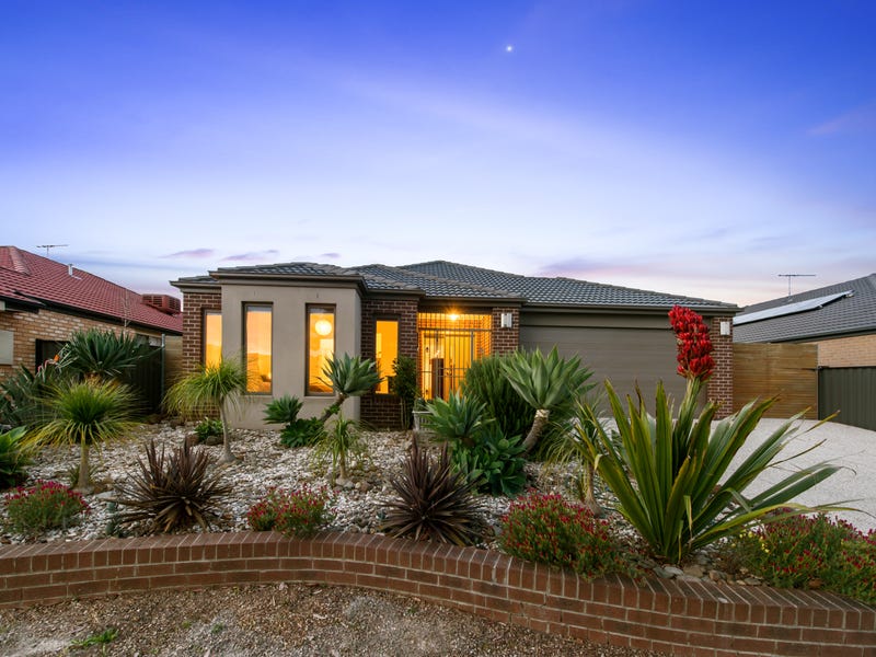 18 Melfin Drive, Hillside, Vic 3037 Property Details