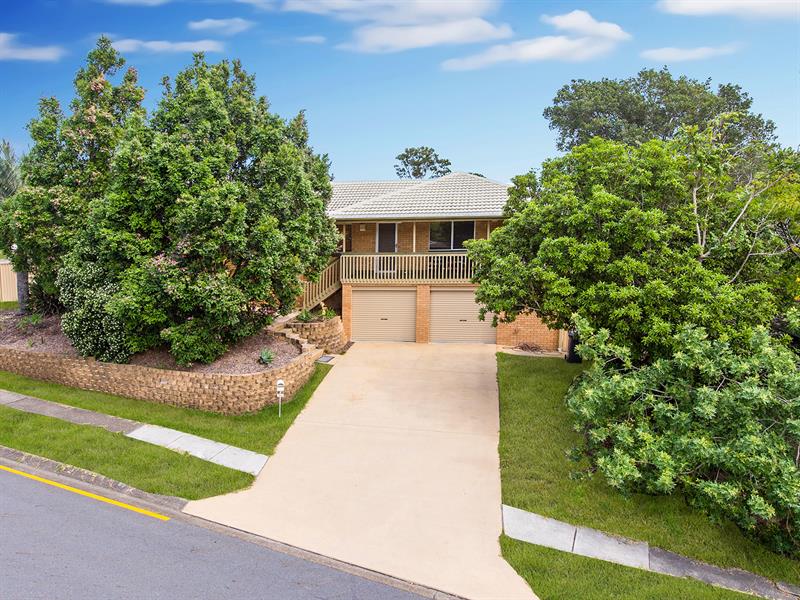 108 Garie St, Wishart, Qld 4122 Property Details