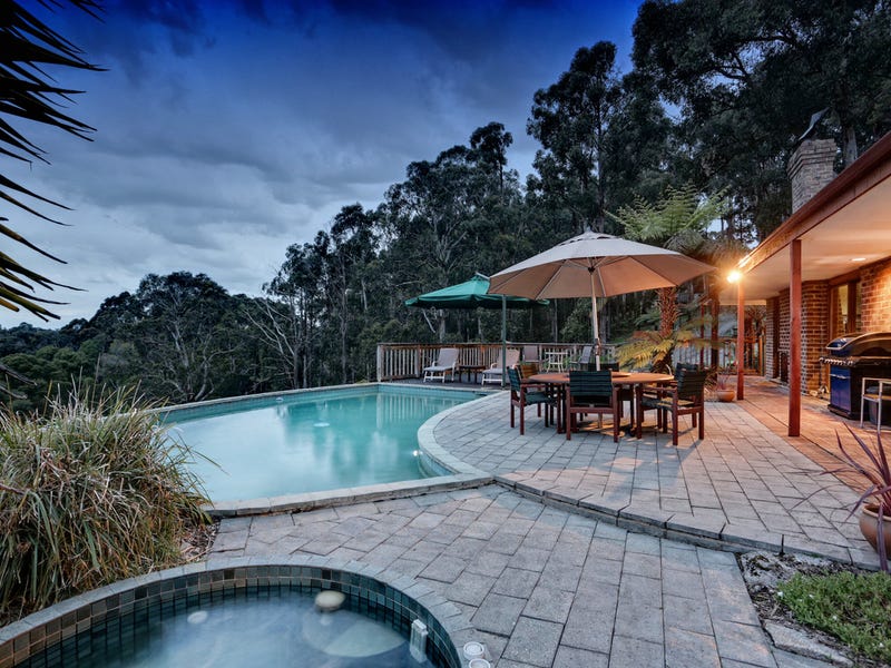 6 Moroney Cres, Menzies Creek, VIC 3159