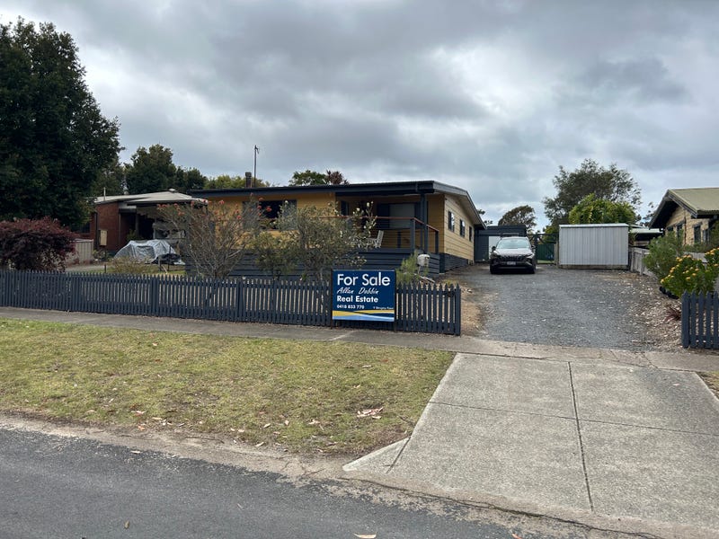 Real Estate & Property for Sale in Mallacoota, VIC 3892 Pg. 2