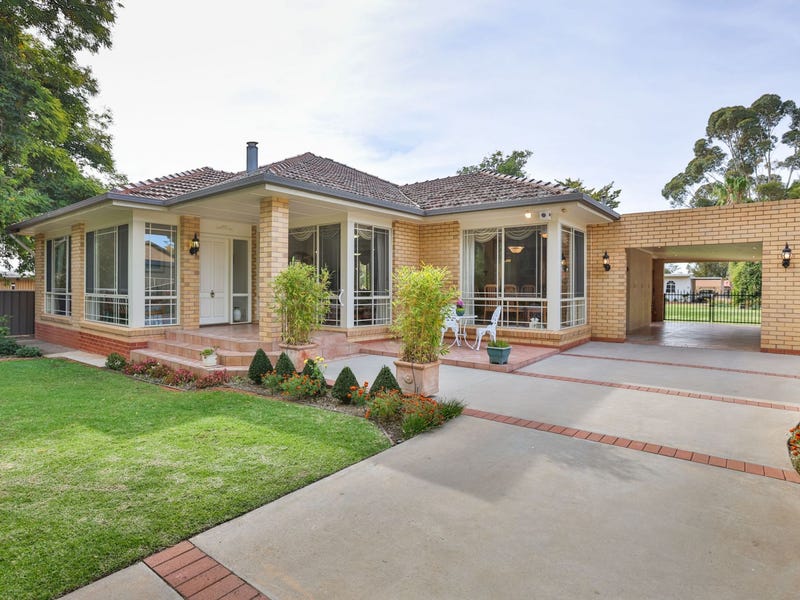 155 Turandurey Street, Balranald, NSW 2715 Property Details