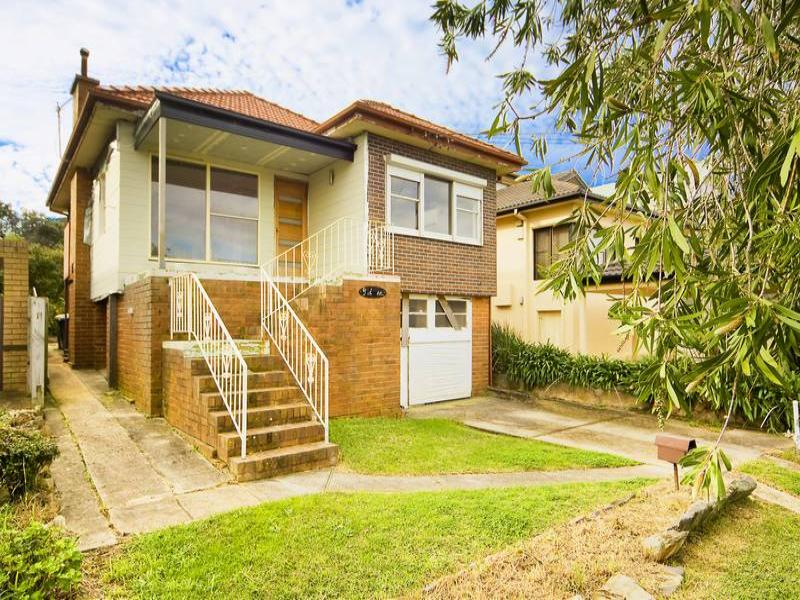 58 Headland Road, North Curl Curl, NSW 2099