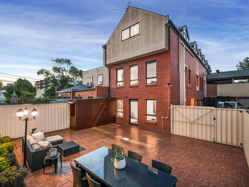 47 Bateman Road, Kensington, VIC 3031