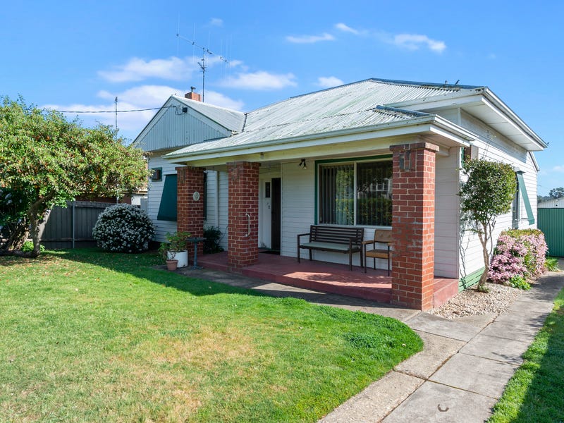 3 Railway Street, Seymour, Vic 3660 House for Sale