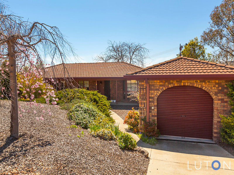 8 Deacon Close, Chisholm, ACT 2905 Property Details