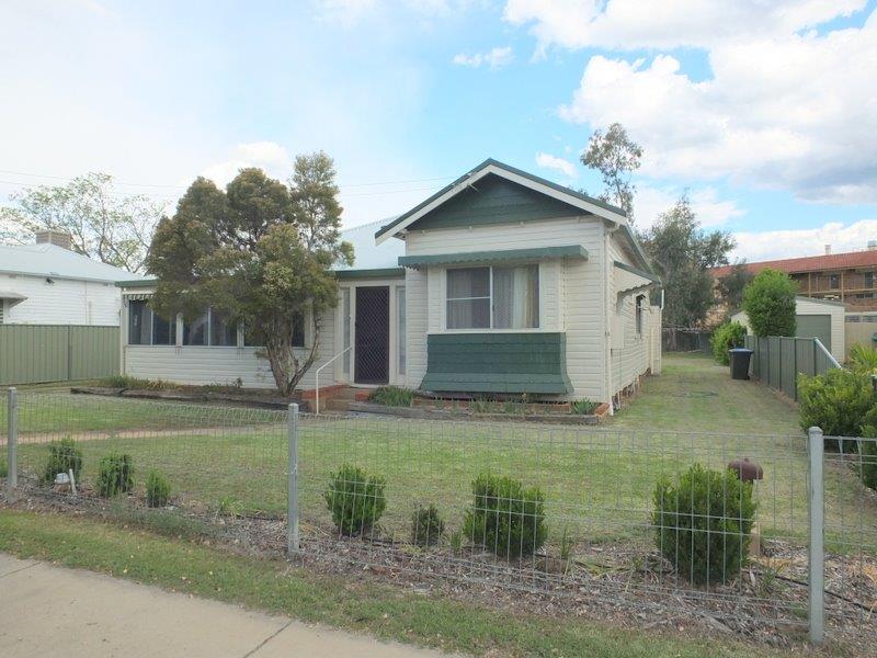 30 Violet Street, Narrabri, NSW 2390 Property Details