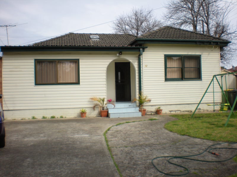 12 Braemar Street, Smithfield, NSW 2164