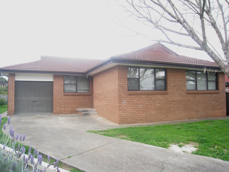 5 Hurkett Place, Bossley Park, NSW 2176