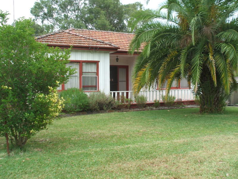 57 Endeavour Road, Hall, NSW 2198