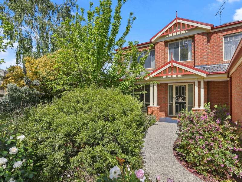 44 Parkwood Drive, Highton, VIC 3216